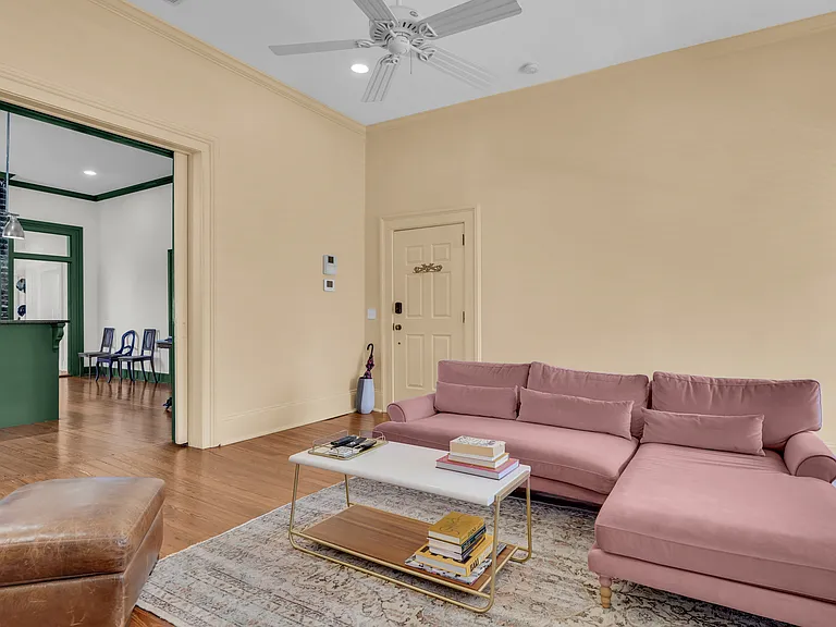 216 W Park Ave #C — Photo 9