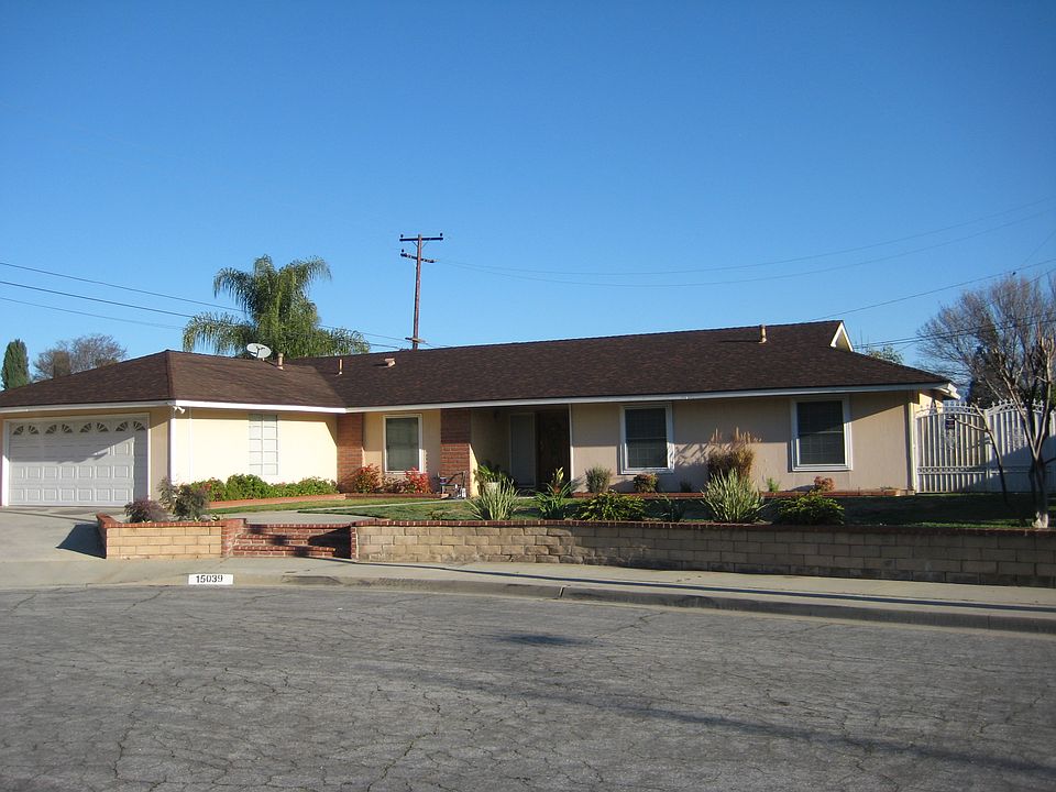 1st image of 15039 Wedgeworth Dr