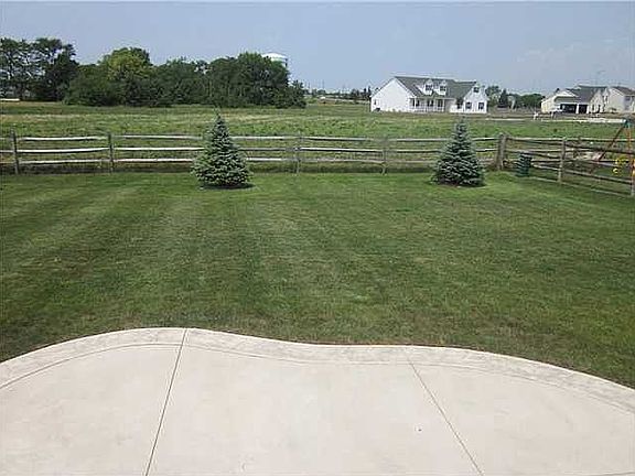 Fenced in Yard