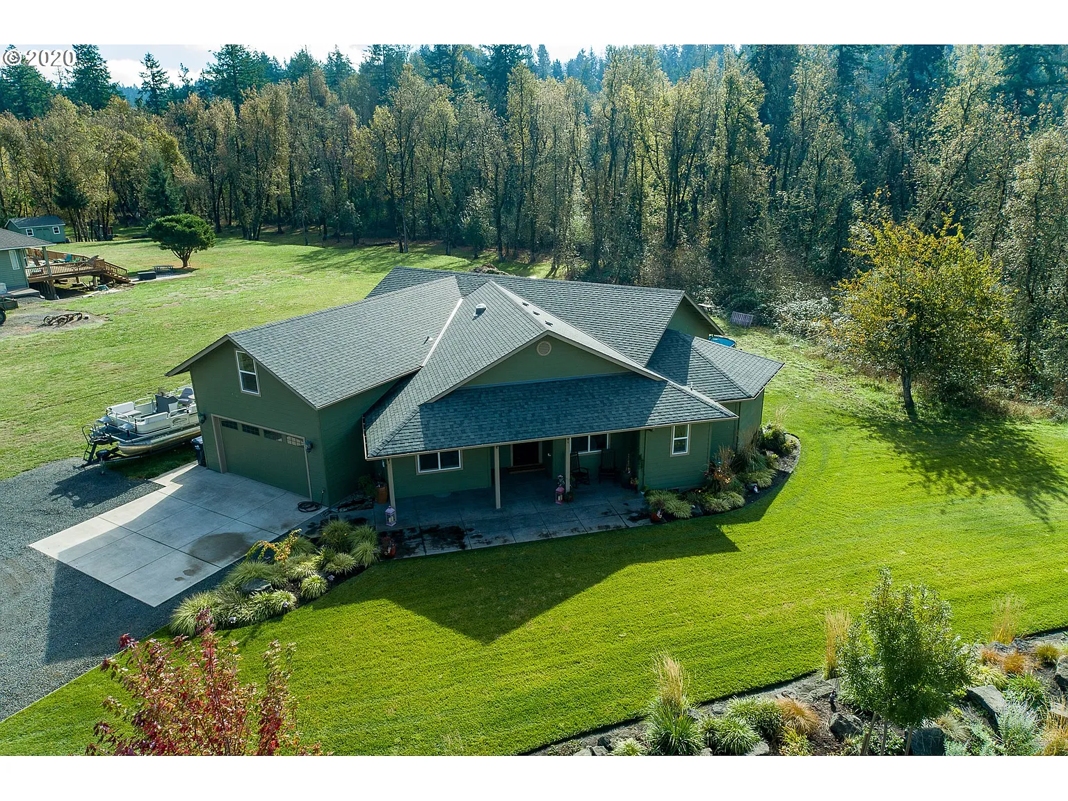 2172 Lorane Hwy photo 1