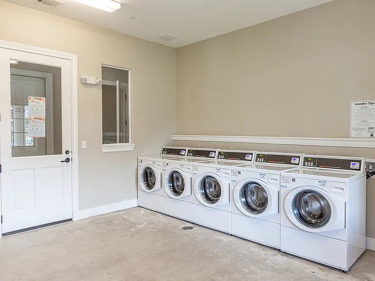 Freedom Hills Ranch Apartments — Photo 135
