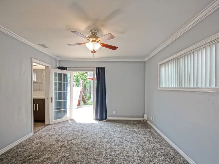 2404 Sebald Ave — Photo 40
