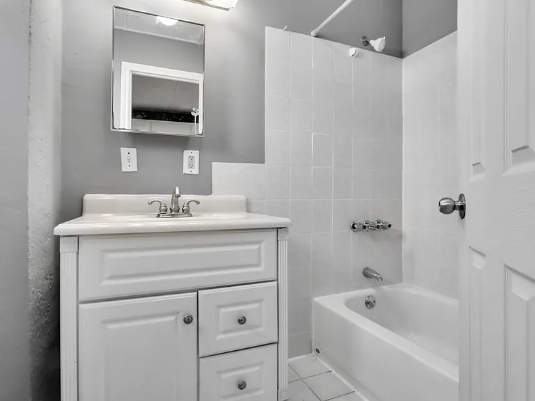 841 Rebecca Pl #1 — Photo 8