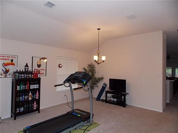 3rd image of 6212 Candletree Ln