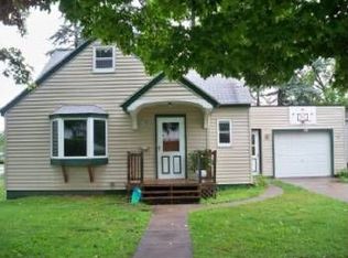 1002 E 8th St, Merrill, WI 54452