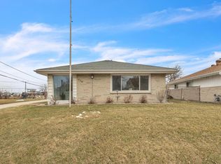 1414 W Foster Ave, Milwaukee, WI 53221
