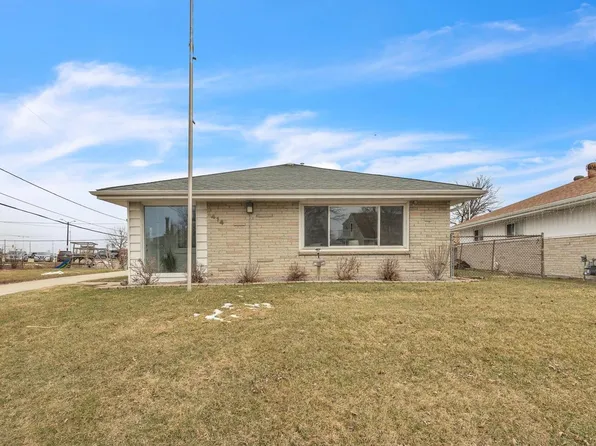 1414 West Foster AVENUE, Milwaukee, WI 53221