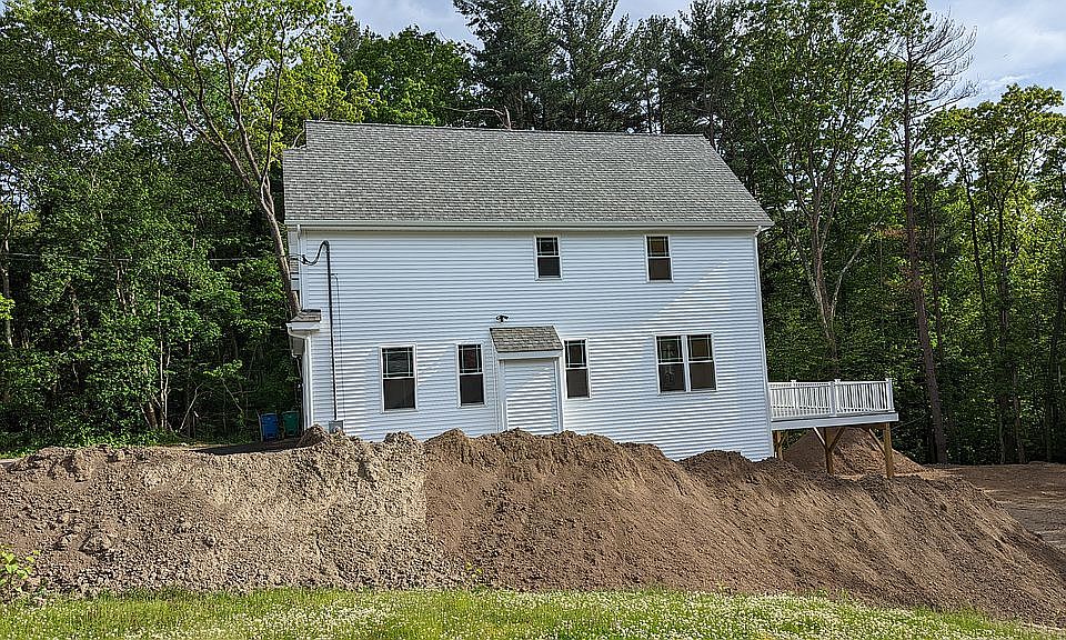 2nd image of 31 Overlook Ave