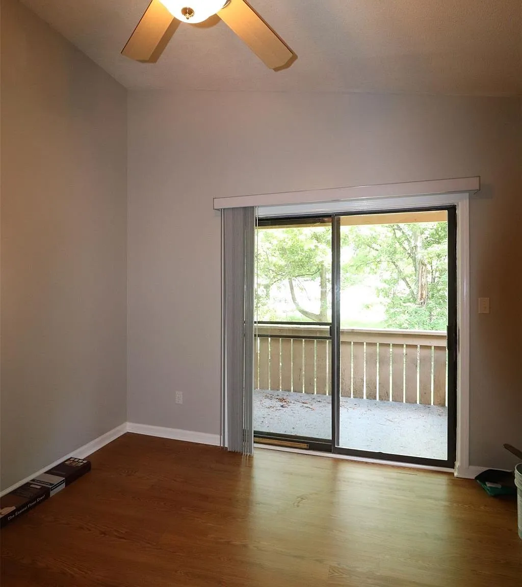 2 bed, 1.0 bath, 781 sqft, $1,400 — Photo 3