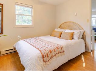 2067 Medway Rd #B, Charleston, SC 29412