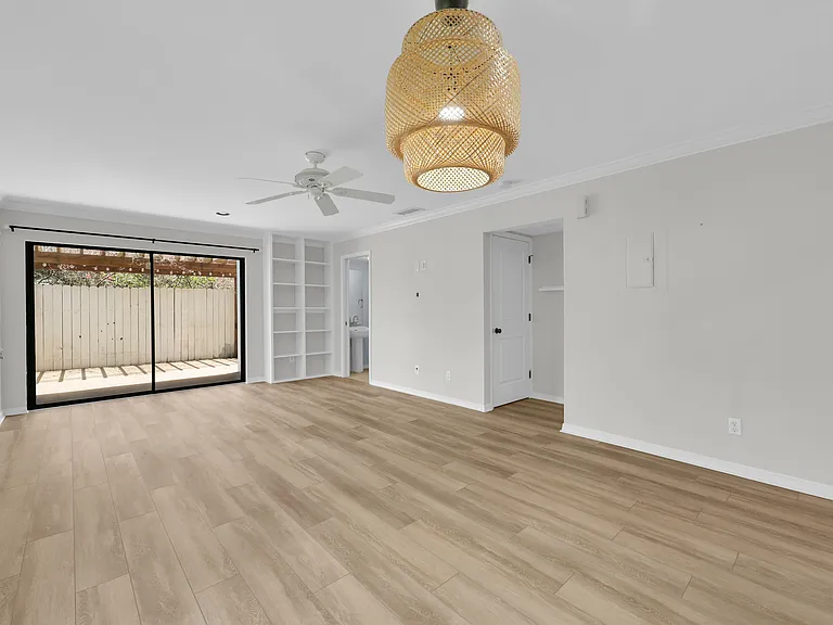 917 Coquina Ln #1 — Photo 1