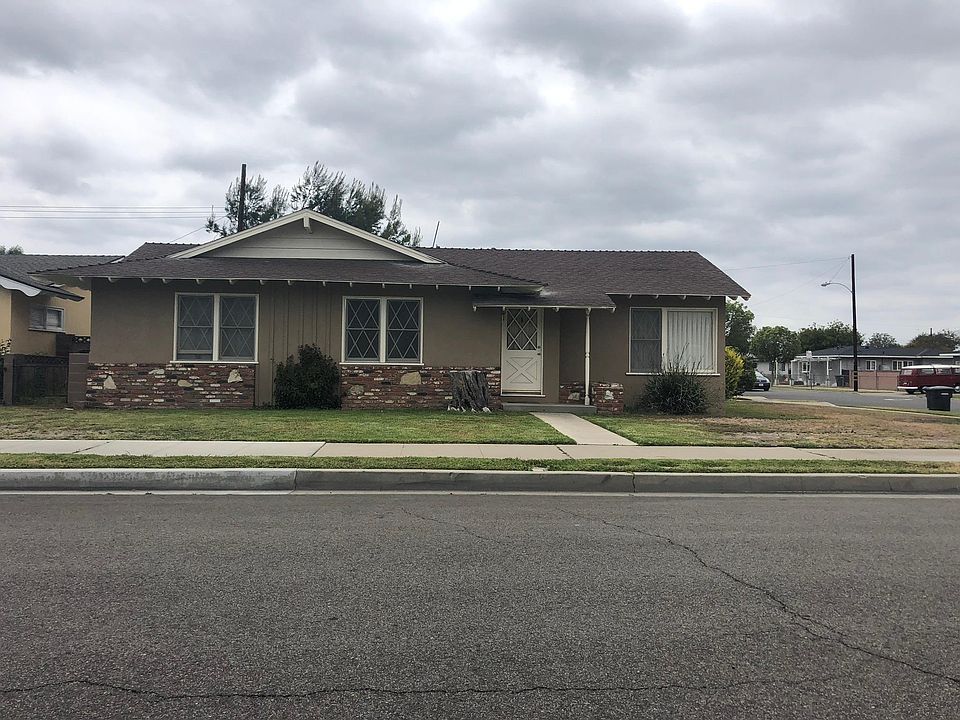 2nd image of 292 N Citrus St
