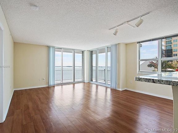 3rd image of 1115 Brickell Bay Dr #511