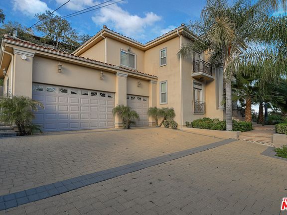 5th image of 23941 Homezell Dr