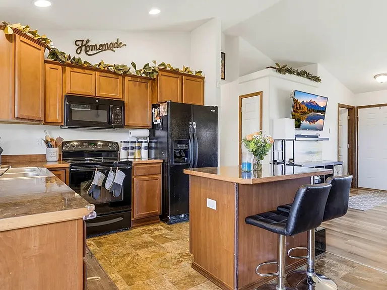 5512 Leon Ct — Photo 18