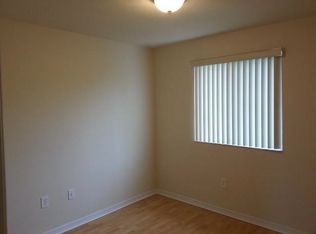 724 SW 6th St, Hallandale Beach, FL 33009