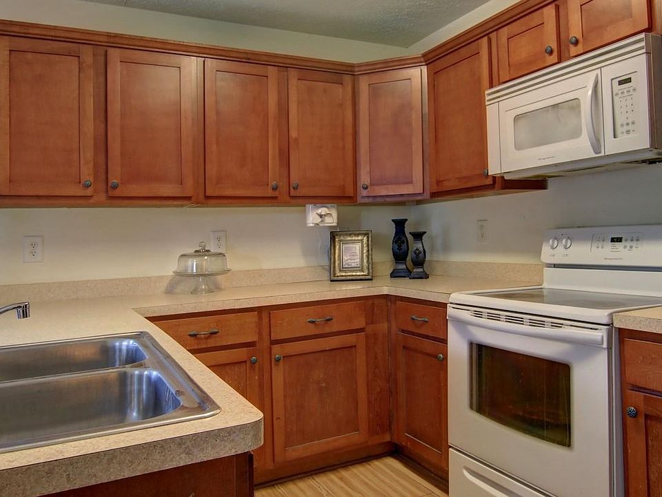 165 Bailey St Jackson GA Zillow