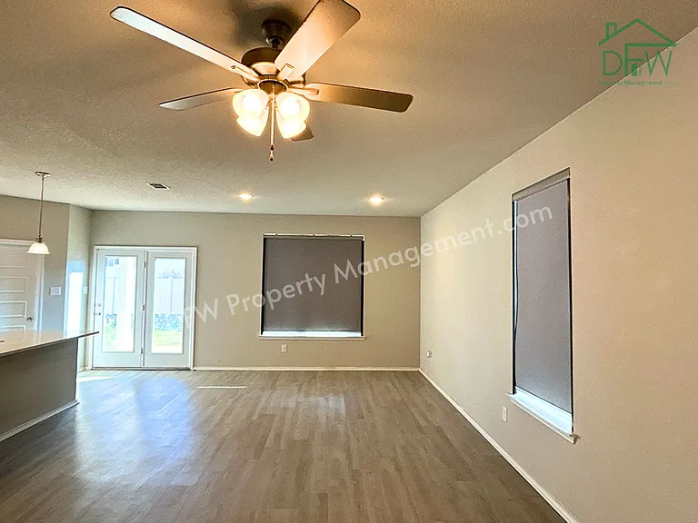 8978 Fair Oaks Dr — Photo 6