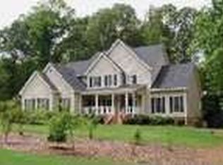 1011 Oconee Crossing Ct, Bogart, GA 30622