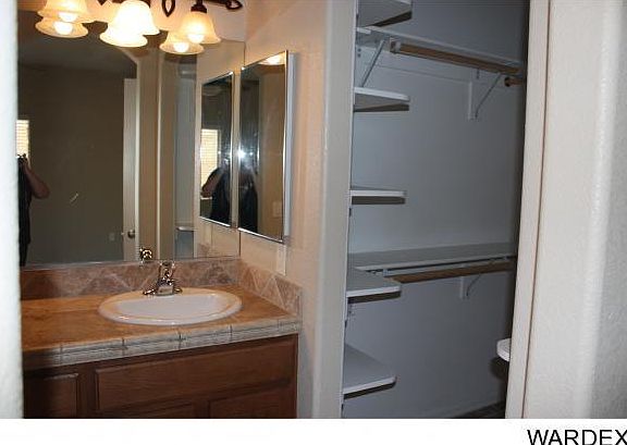 5th image of 2715 McCulloch Blvd N