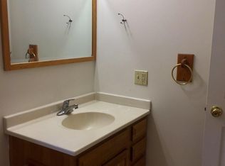 28 McHarrie St, Baldwinsville, NY 13027