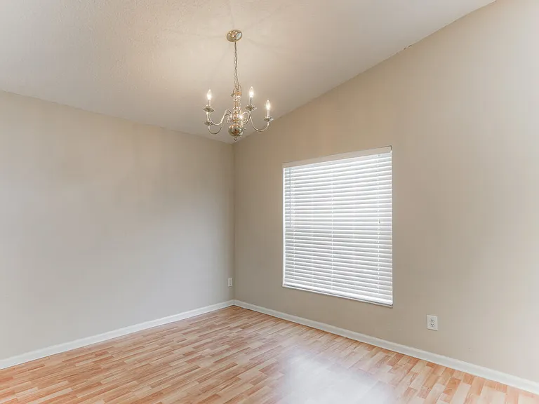 10422 Hunters Haven Blvd — Photo 5