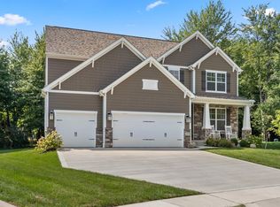 35 Calumet Dr S, Granville, OH