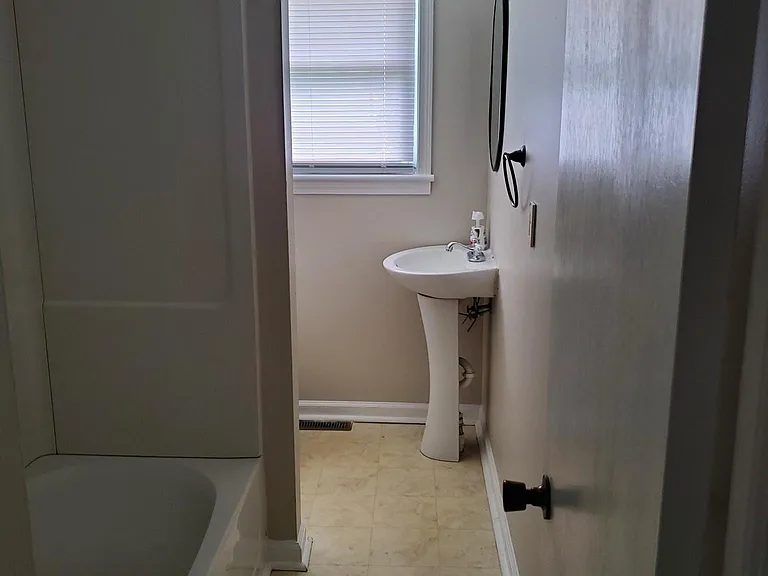 2302 Lyon St — Photo 10