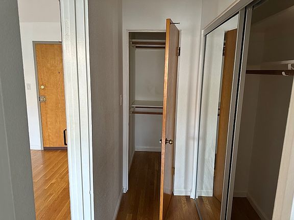 5th image of 363 S Detroit St #203