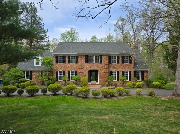17 Forest Dr, Warren Twp., NJ 07059