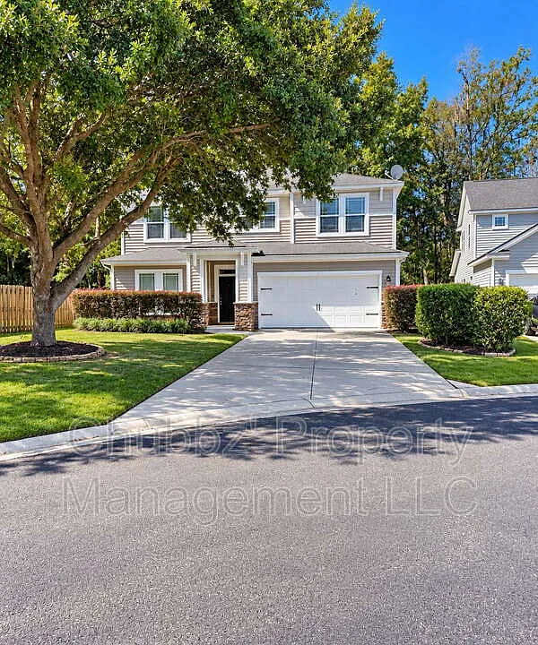 12 Fan Palm Way