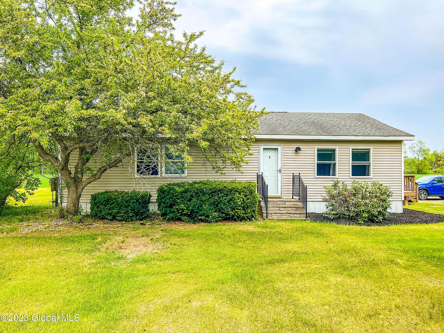 1770 Route 32N, Gansevoort, NY 12831 Zillow