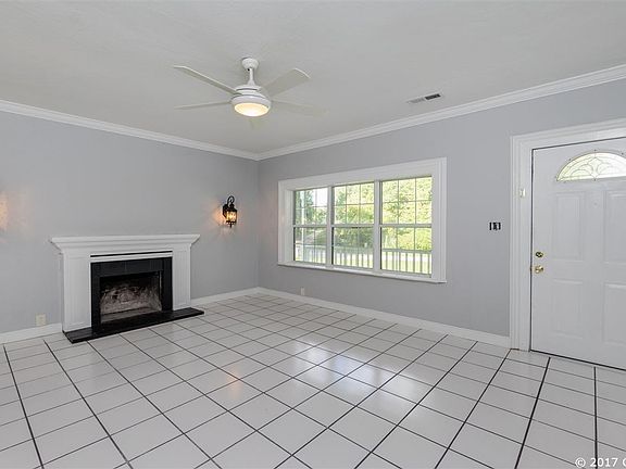 3rd image of 14182 NE 138th St