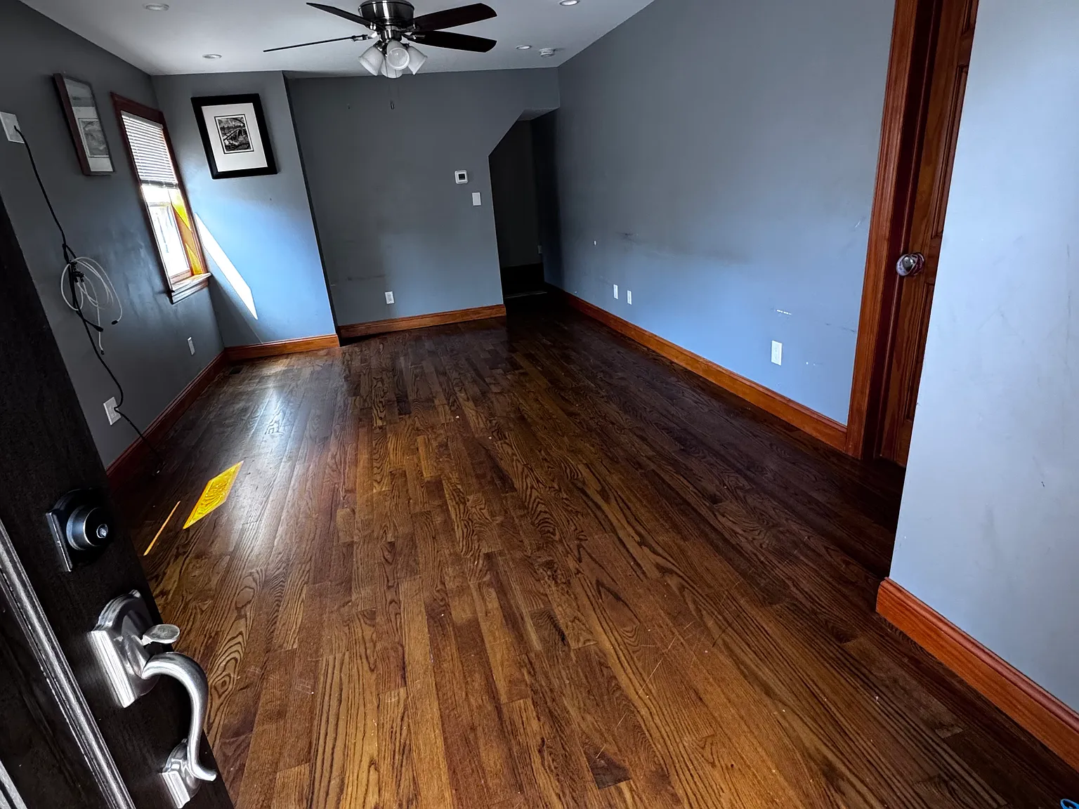 2 bed, 1910 sqft, $2,500 — Photo 1