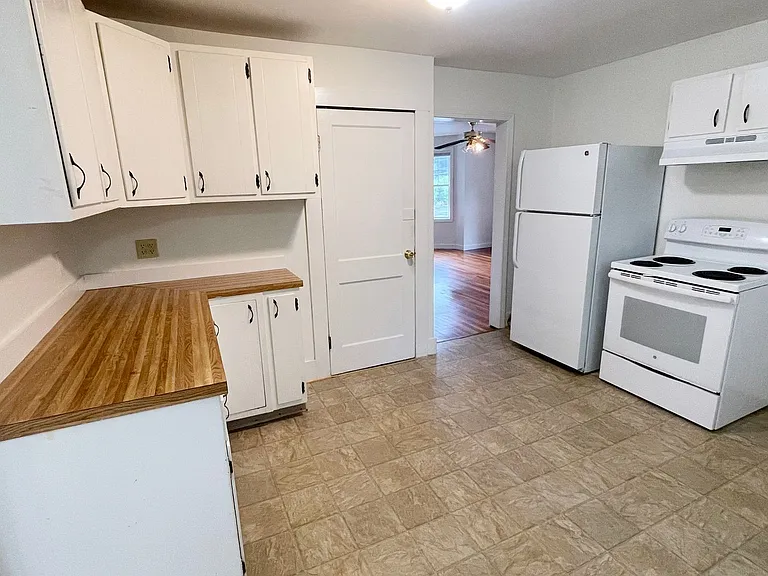 155 Center St — Photo 11