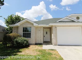 3034 Pine Vly, New Braunfels, TX 78130