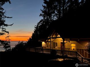 18 Ocean View Ln, Copalis Beach, WA 98535