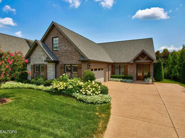 1305 Legacy Cove Way, Knoxville, TN 37919