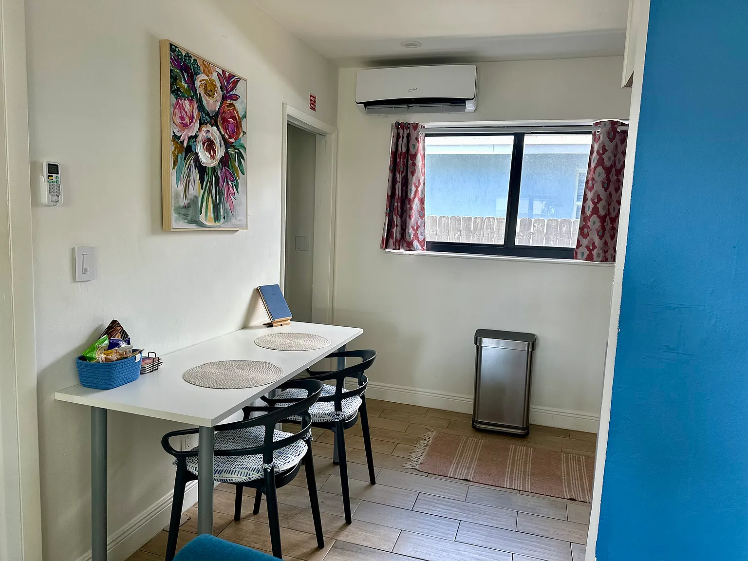 1 bed, 512 sqft, $2,300 — Photo 3