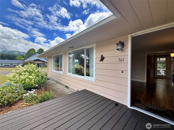 301 Temple Avenue, Morton, WA 98356