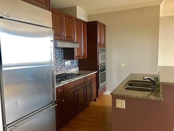 5th image of 310 S Michigan Ave Unit 1201