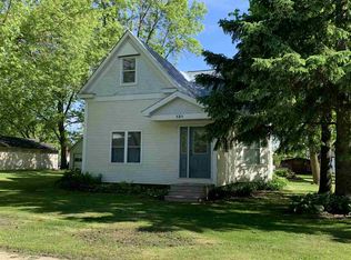 131 W Butternut St, Abbotsford, WI 54405