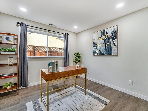 3rd image of 6233 Shadelands Dr