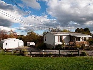 1st image of 1093 Eisenhower Dr