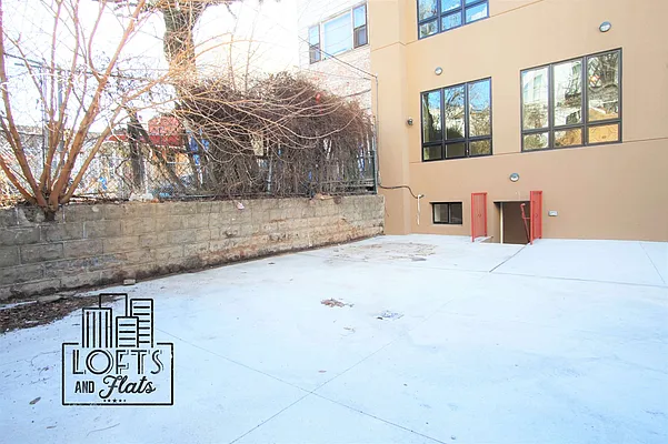 Rented by Lofts and Flats LLC | media 53