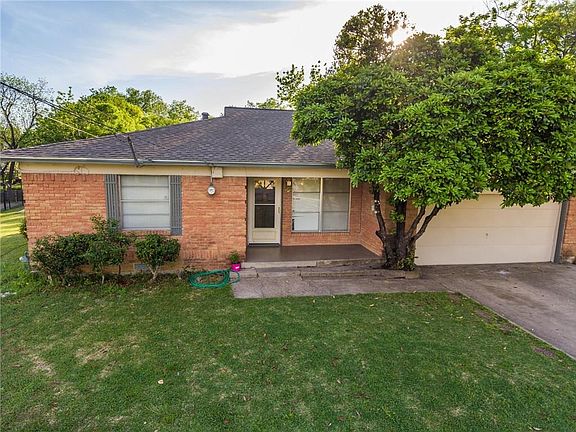 2nd image of 1127 Lodema Ln