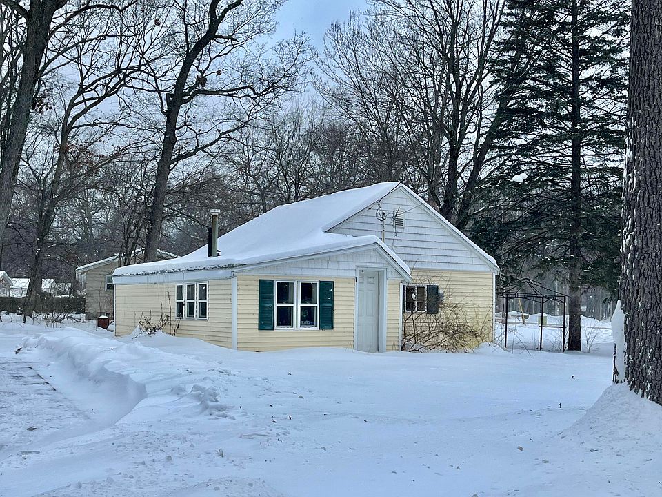 1st image of 14894 Groesbeck St