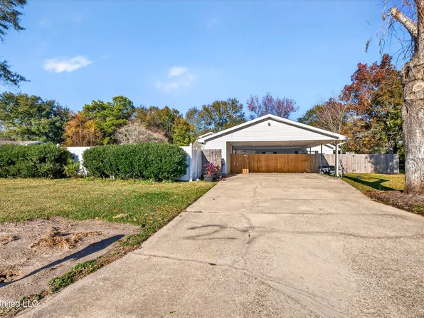 4503 Dunham St, Pascagoula, MS 39567