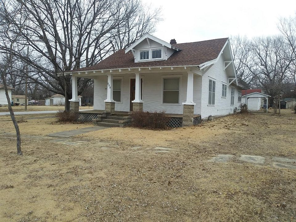 1st image of 602 S Montgomery Ave