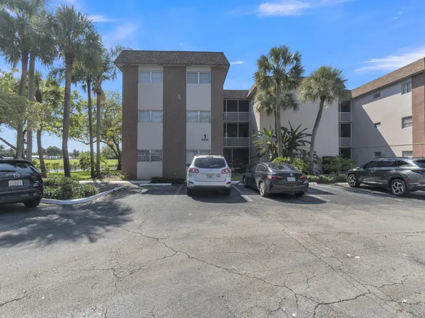2441 SW 82nd Avenue Unit 301, Davie, FL 33324